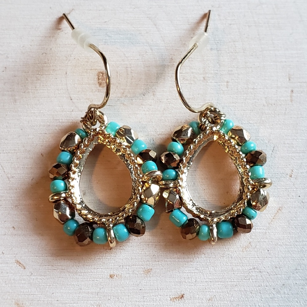 Turquoise and gold drop earrings